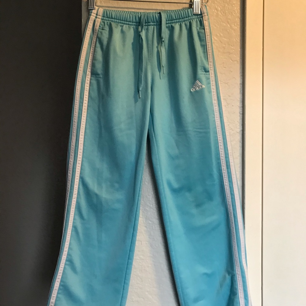 Adidas little girls sweats - Picture 2 of 8